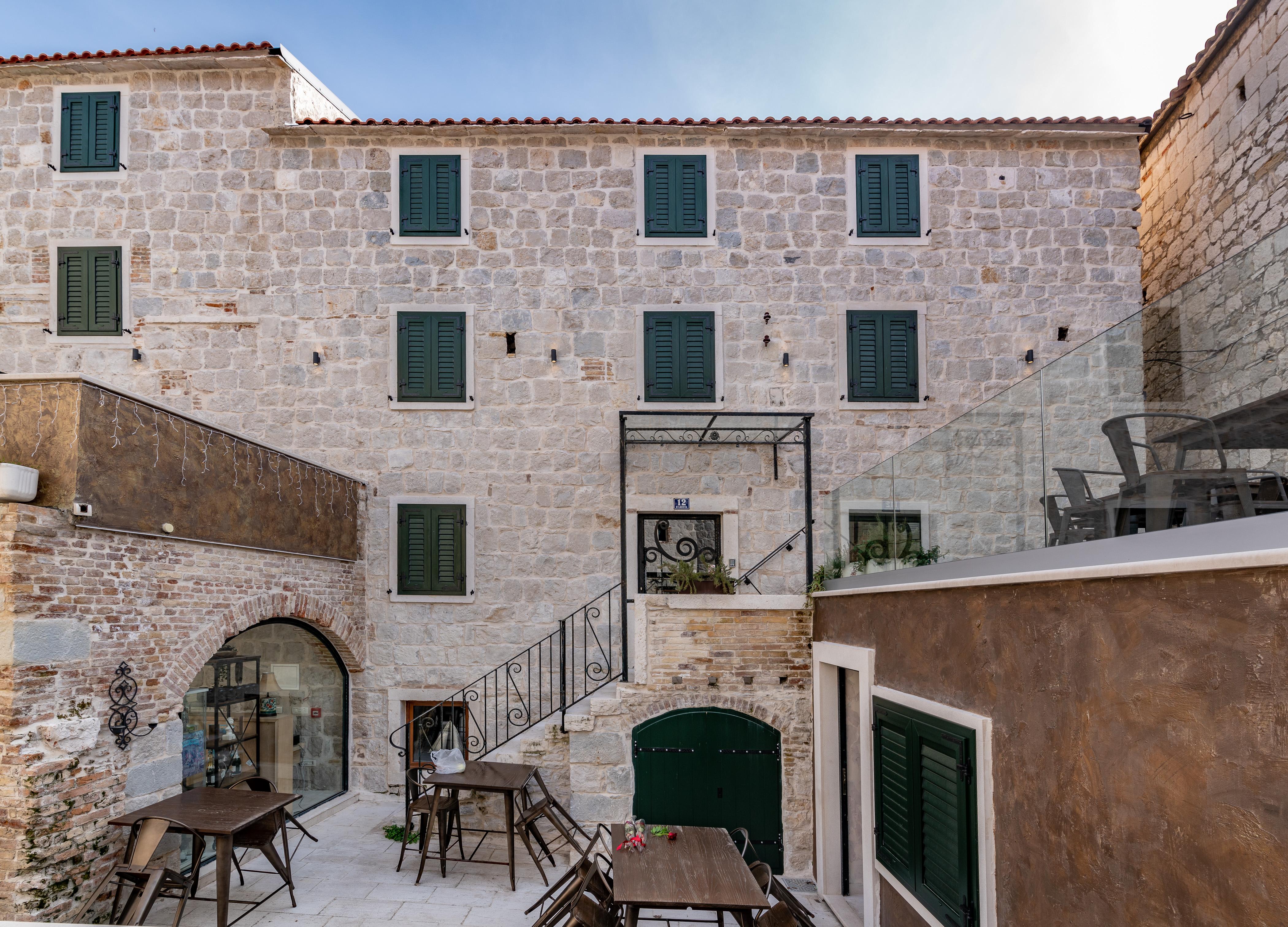 Heritage Palace Varoš Split Exterior foto